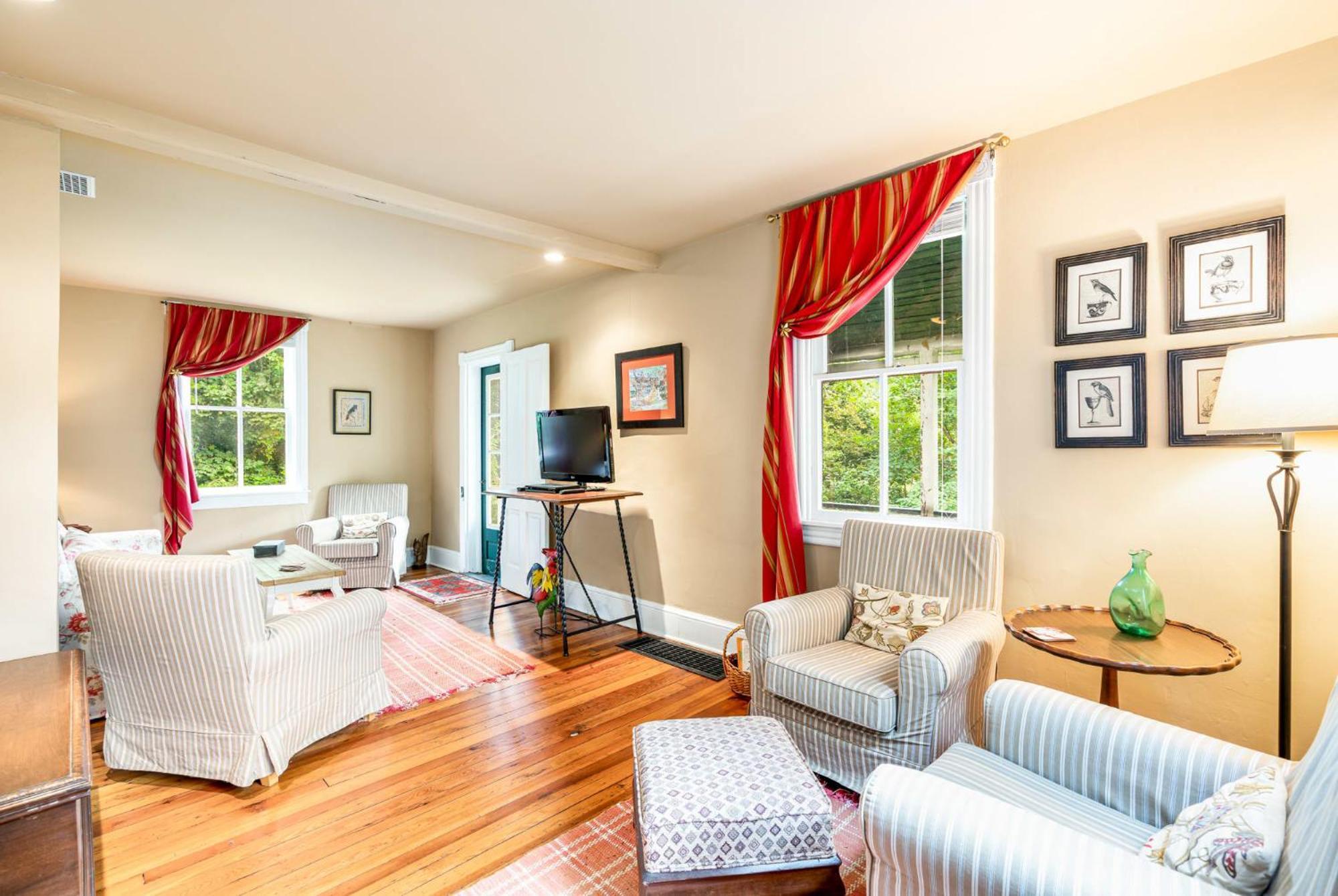 Enchanting Cottage, Walk To Downtown הארפרס פרי מראה חיצוני תמונה